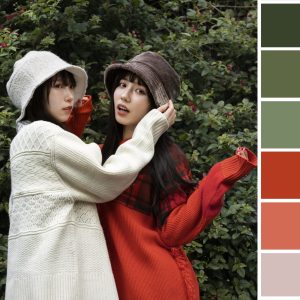 medium-shot-asian-women-posing-together